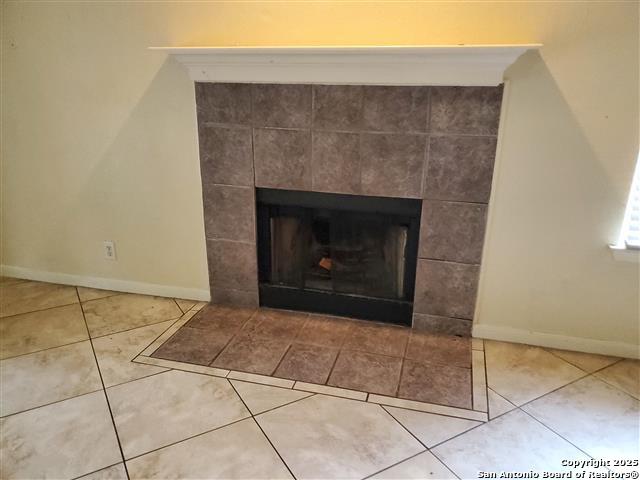4218 Swan Forest