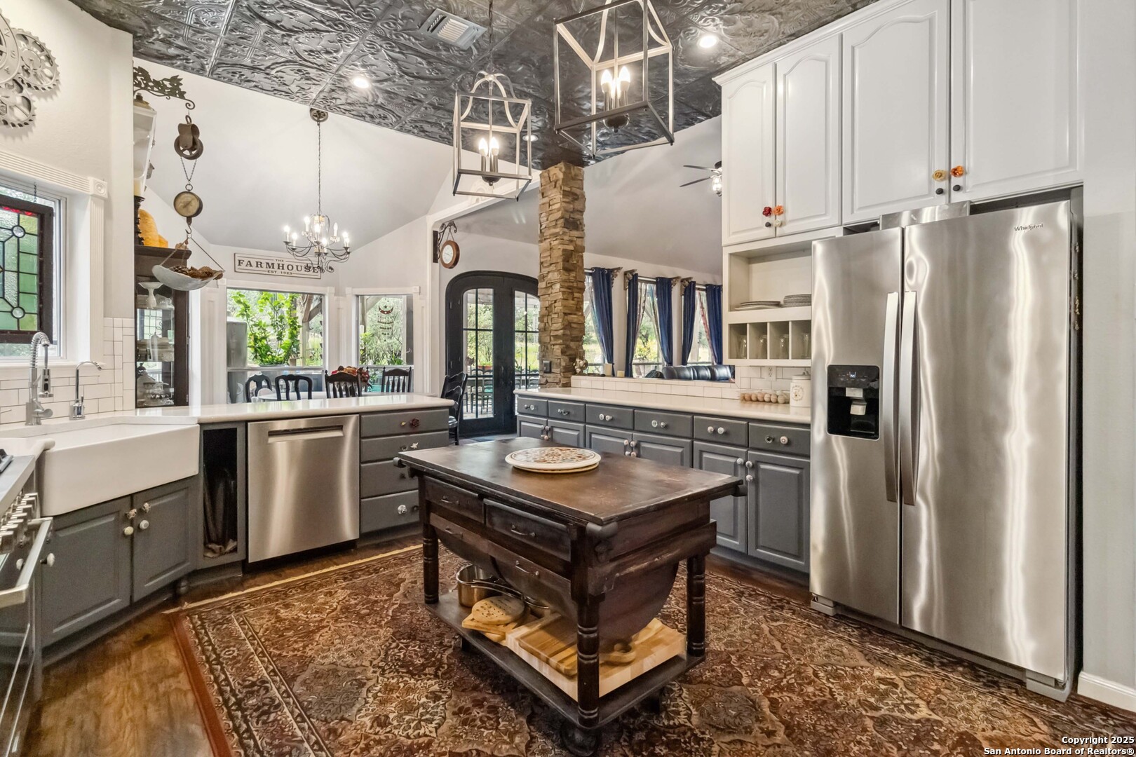 111 Kendall Oaks