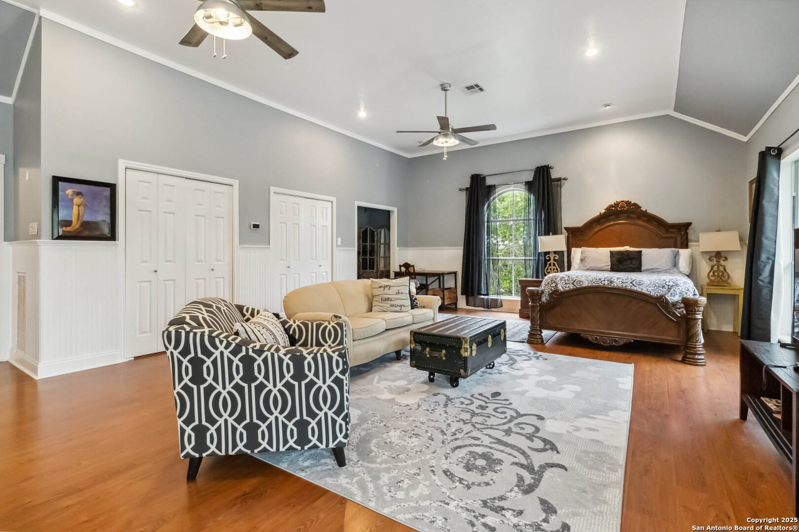 111 Kendall Oaks