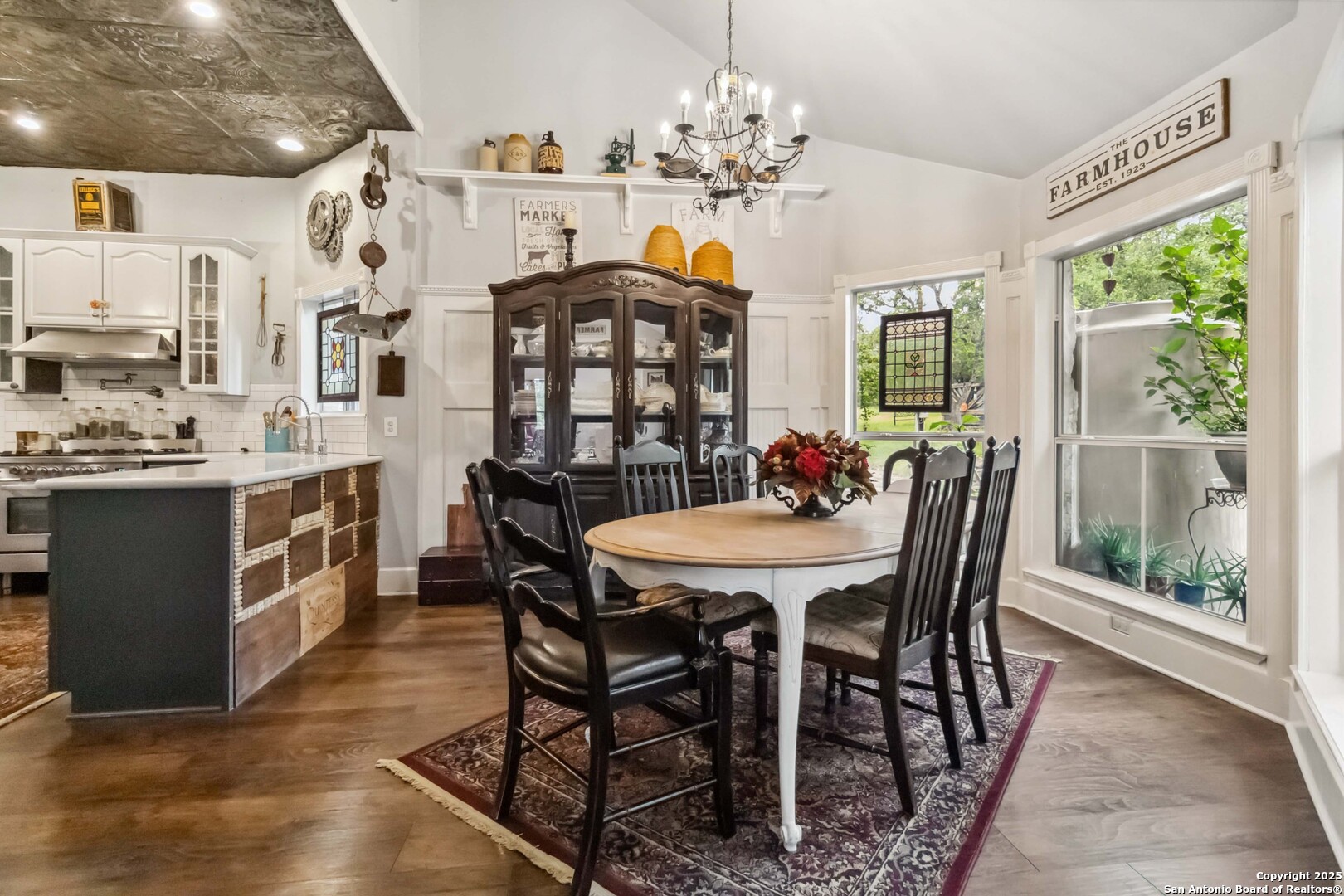 111 Kendall Oaks