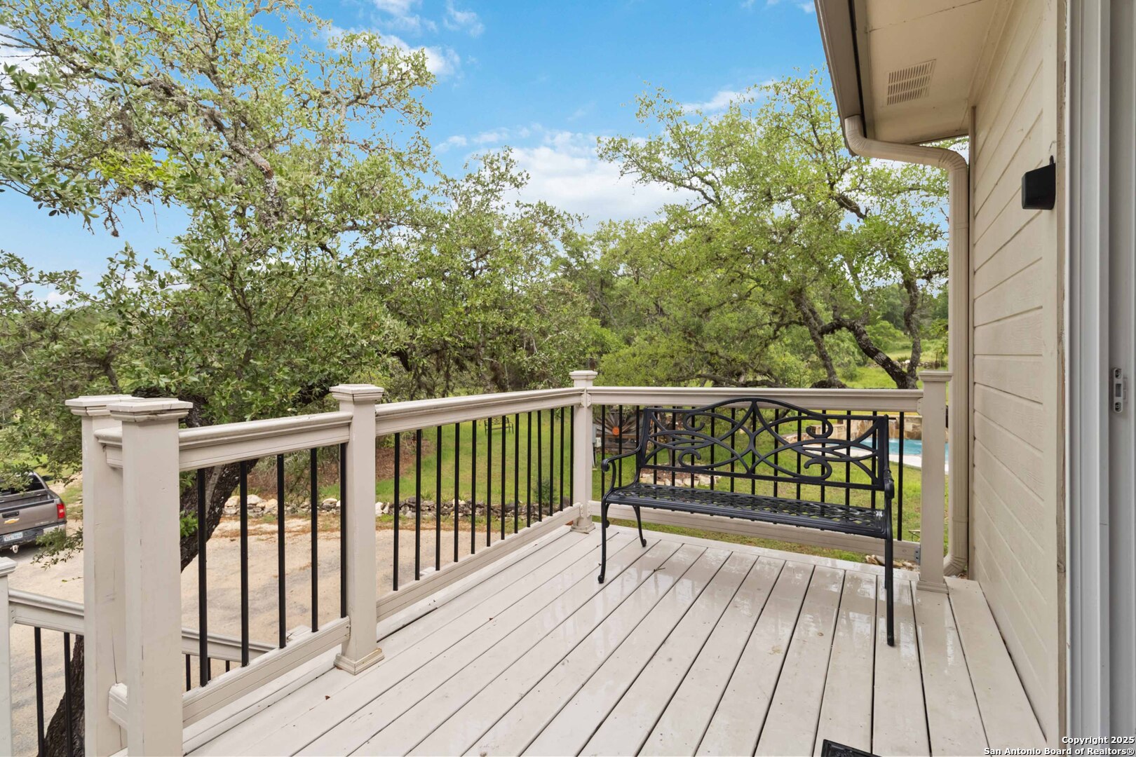 111 Kendall Oaks