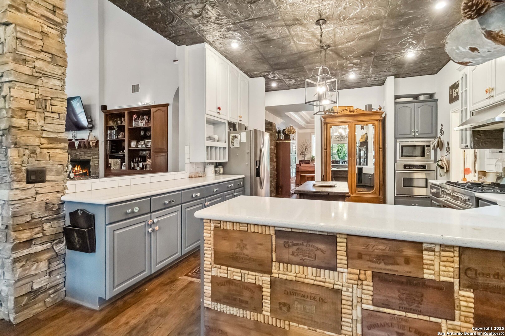 111 Kendall Oaks