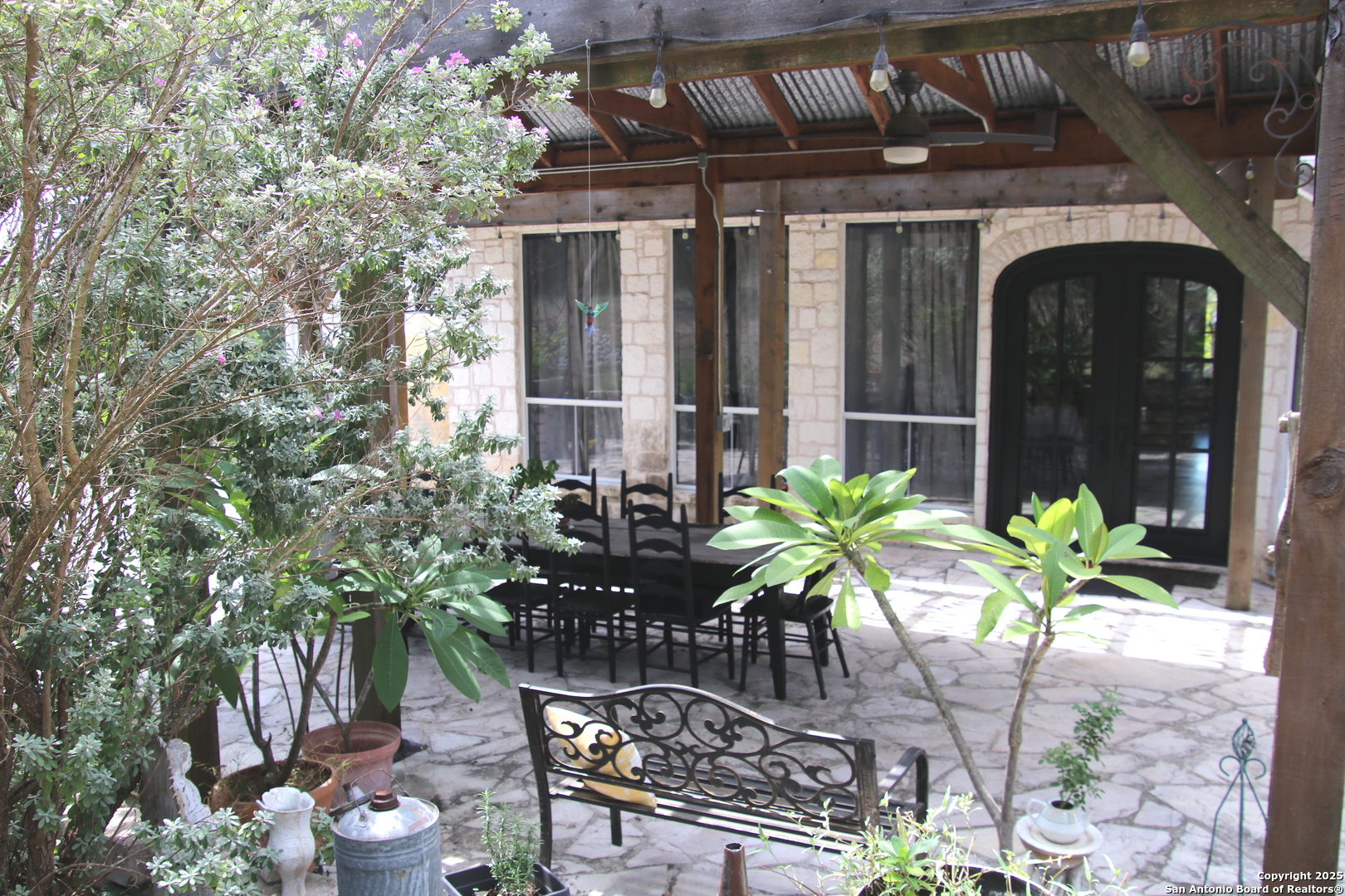 111 Kendall Oaks