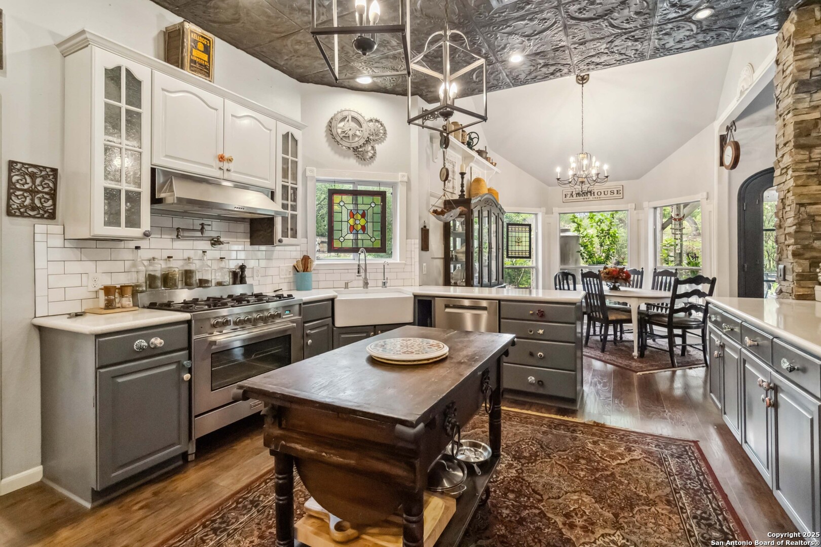 111 Kendall Oaks