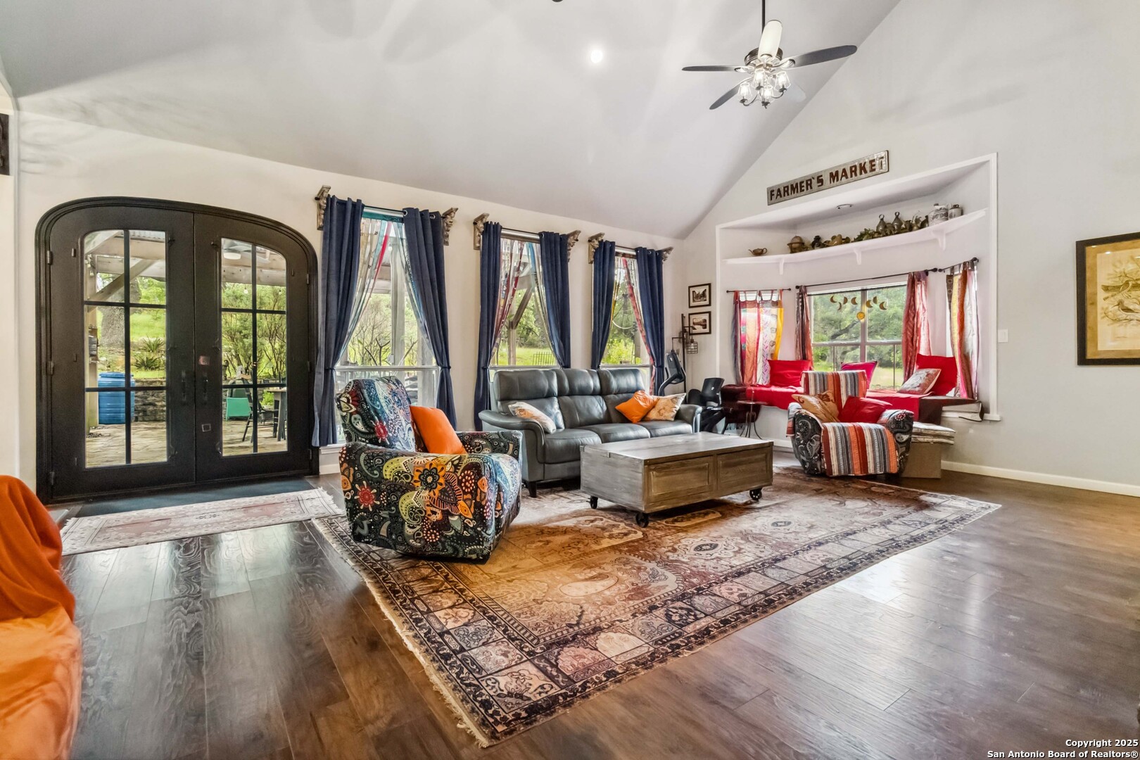 111 Kendall Oaks