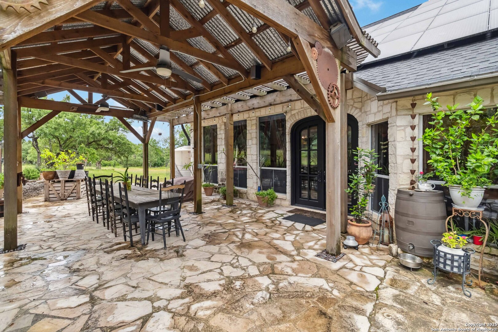 111 Kendall Oaks