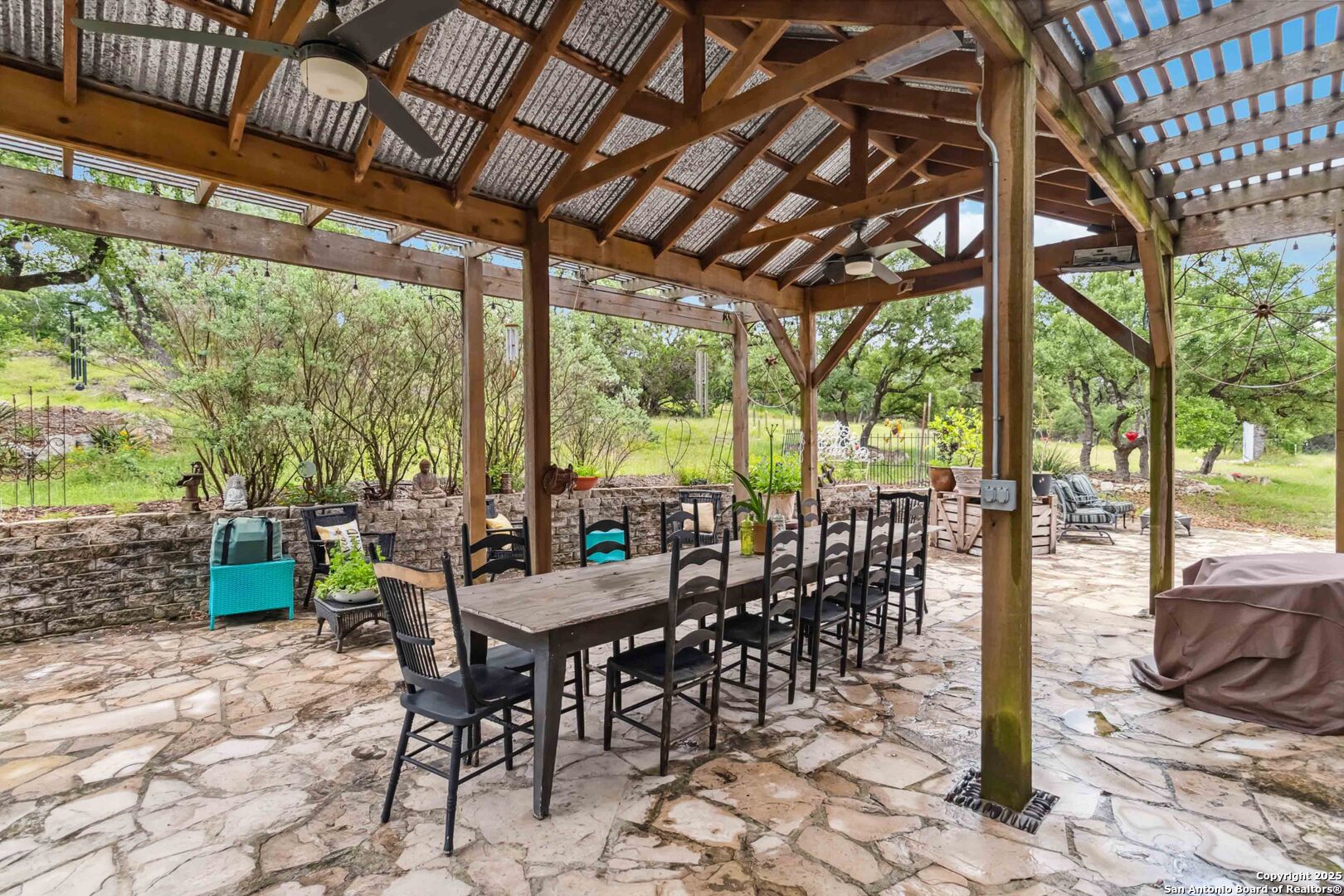 111 Kendall Oaks