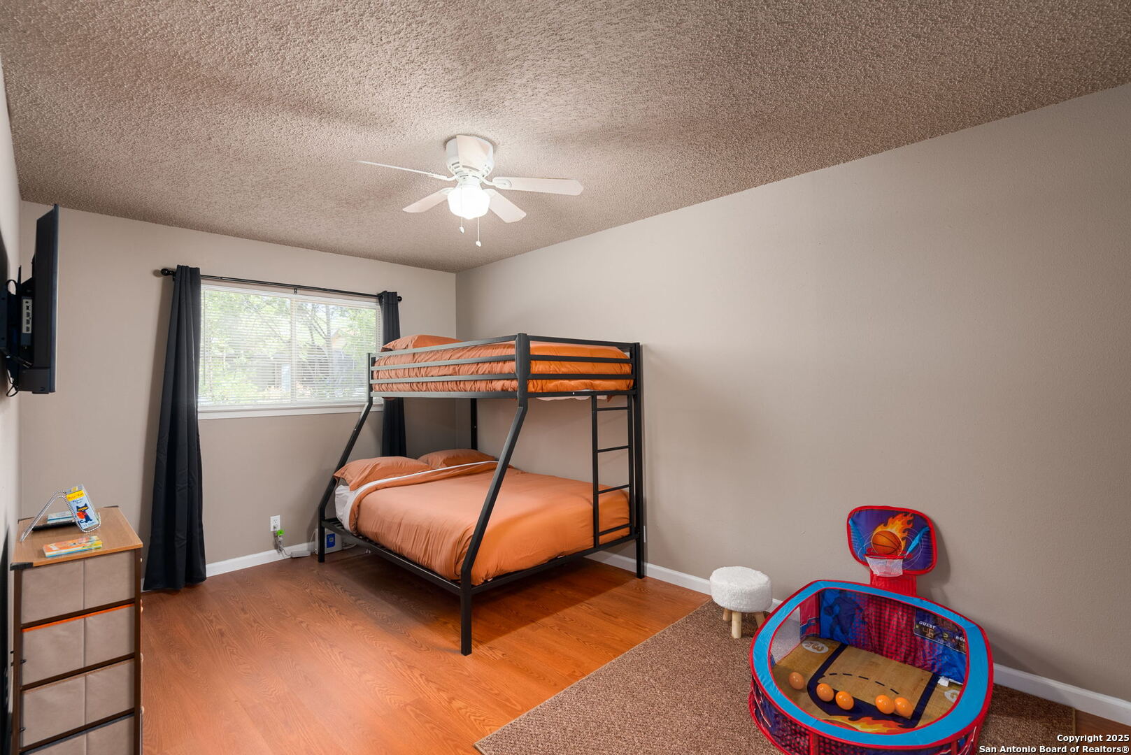 5906/5908 Deer Horn Drive