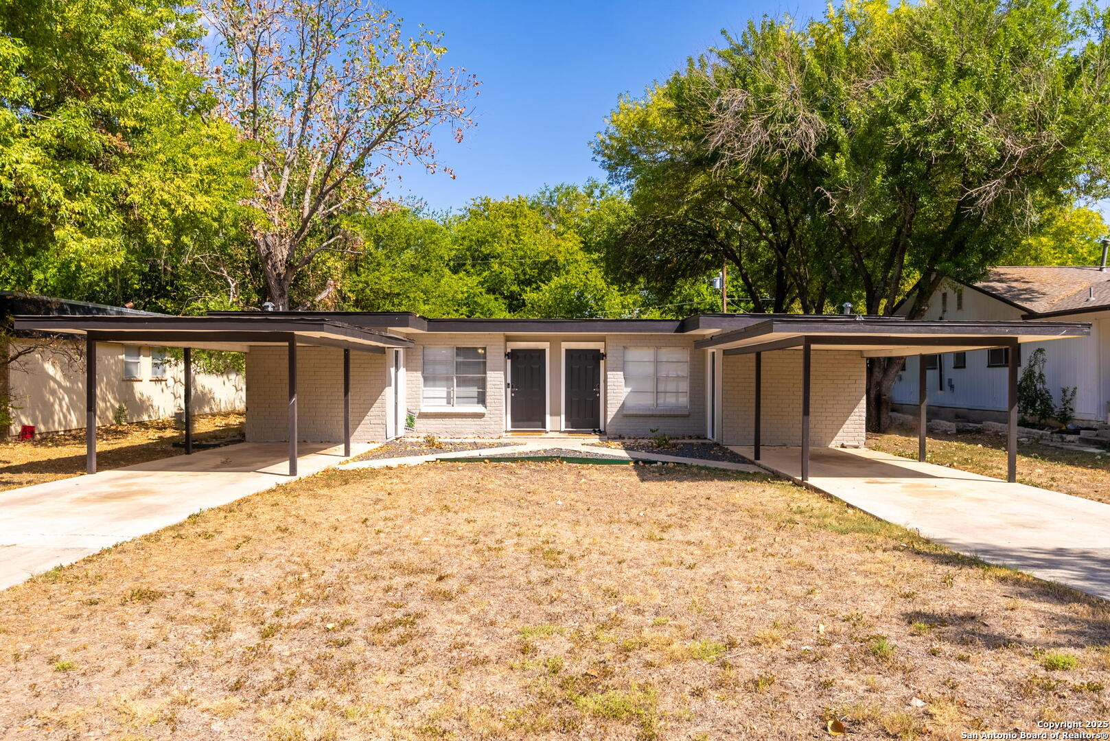 5906/5908 Deer Horn Drive