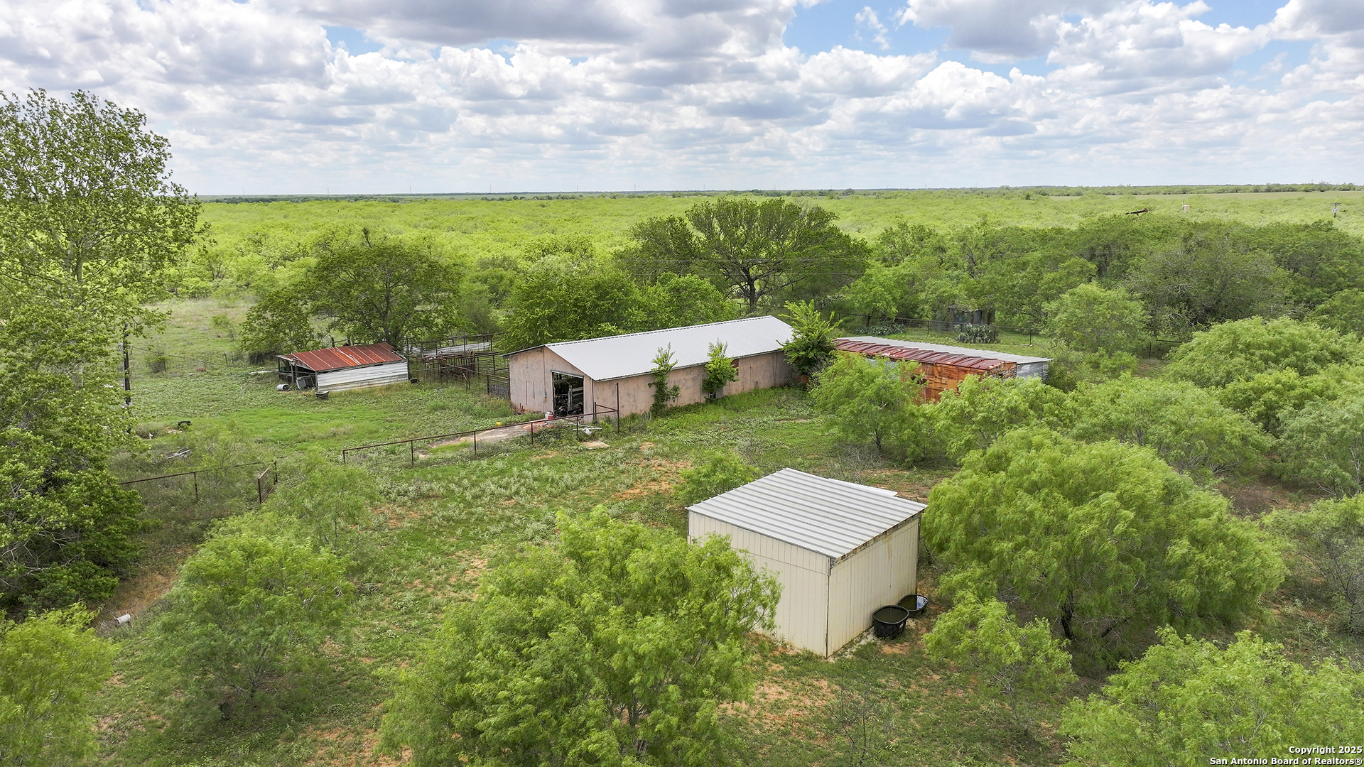 1702 County Road 116