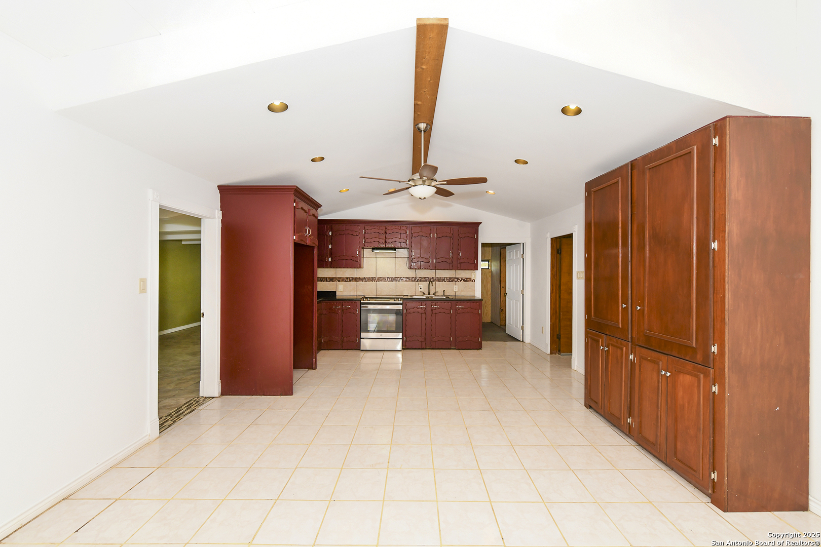 1702 County Road 116