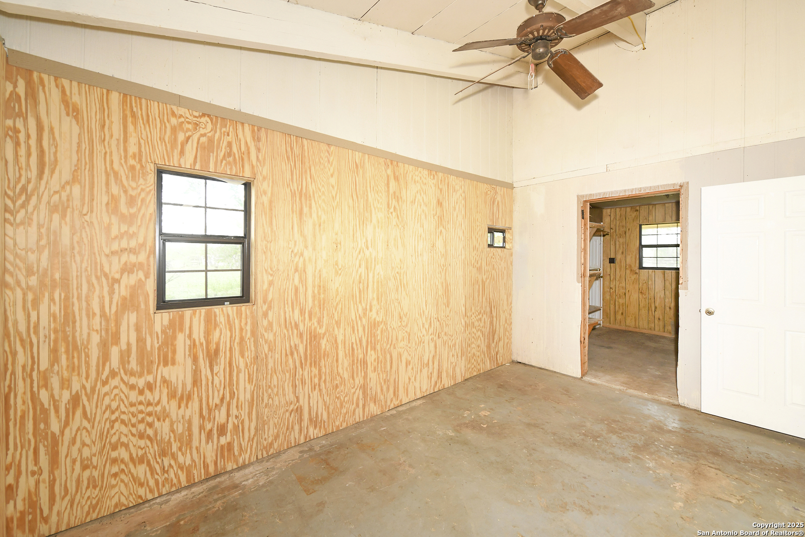 1702 County Road 116