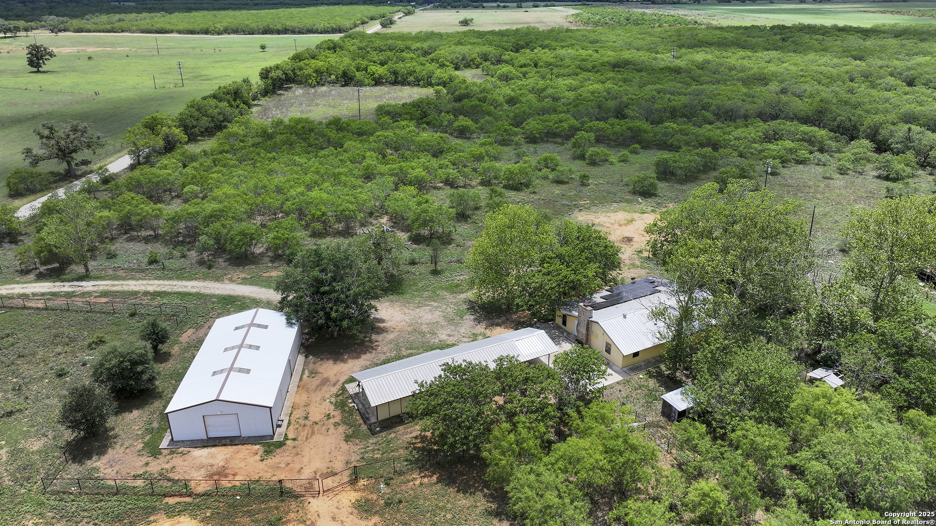 1702 County Road 116