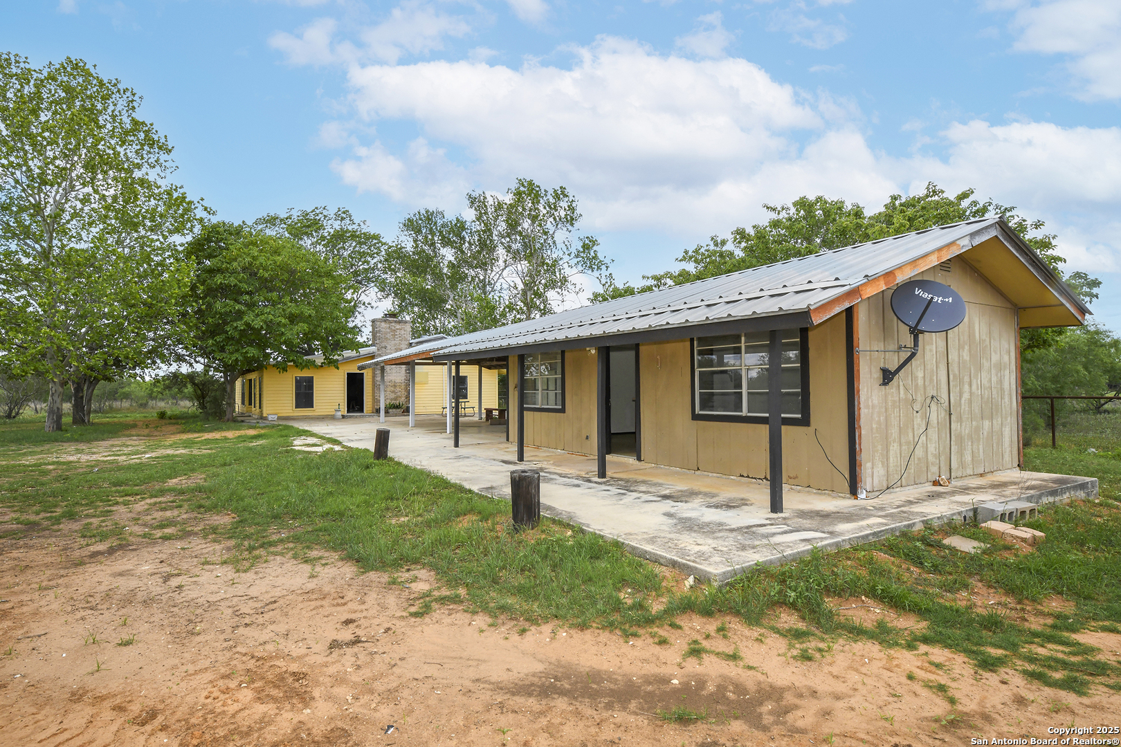 1702 County Road 116