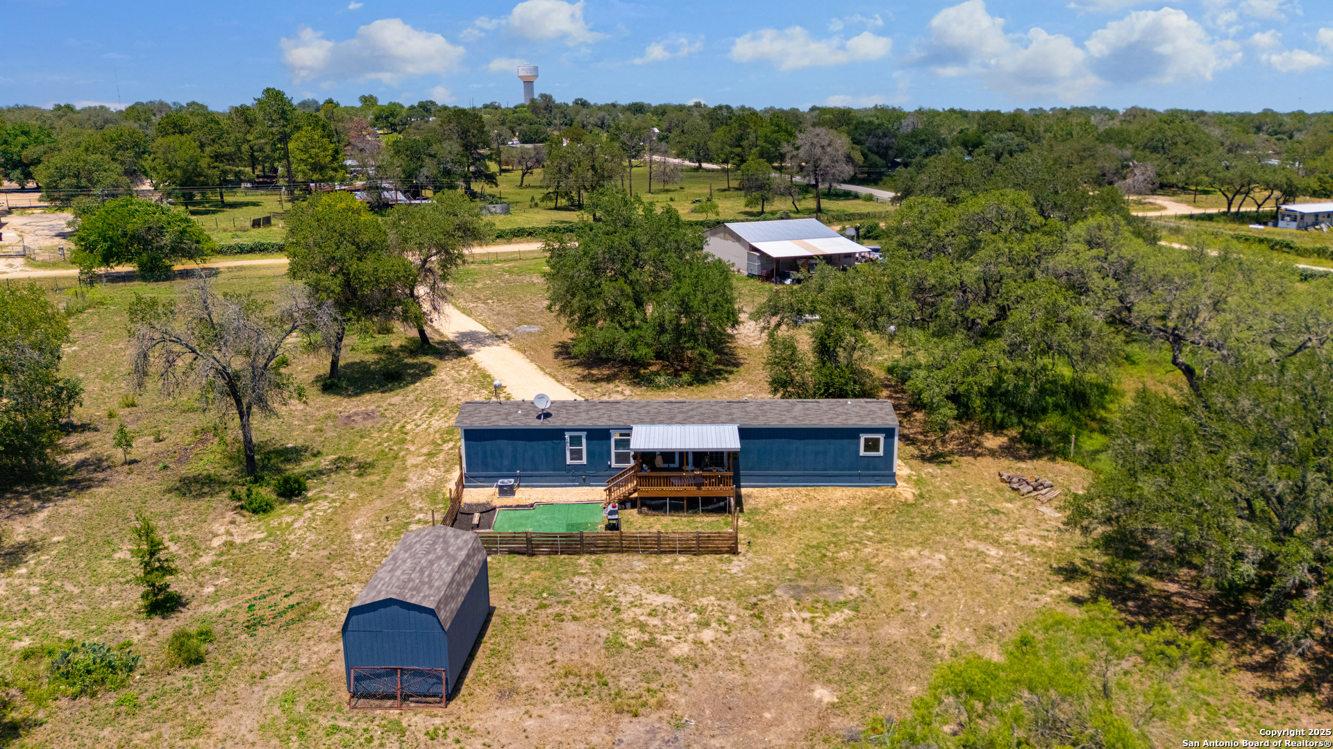 57 W Bob White Dr
