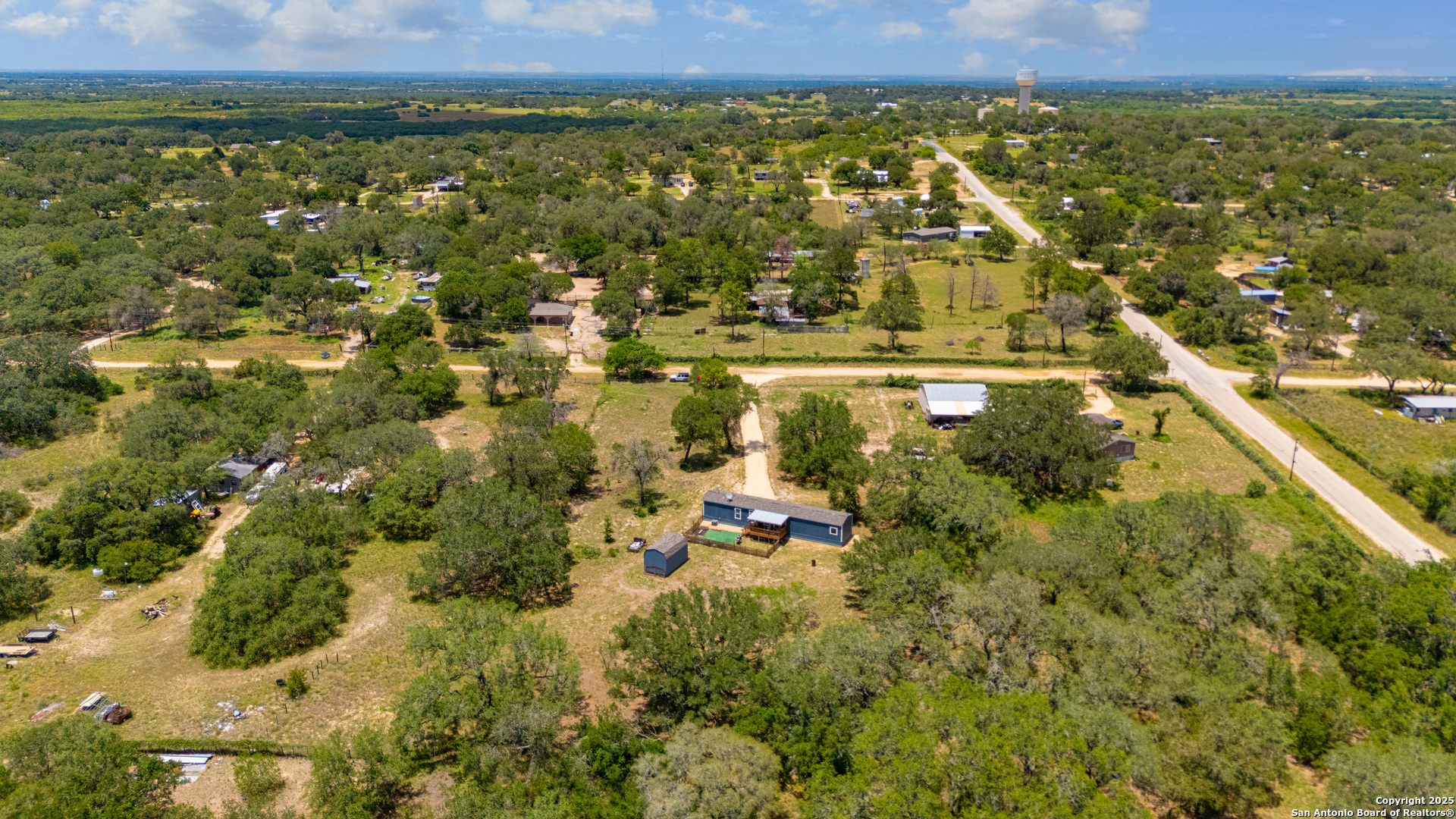 57 W Bob White Dr