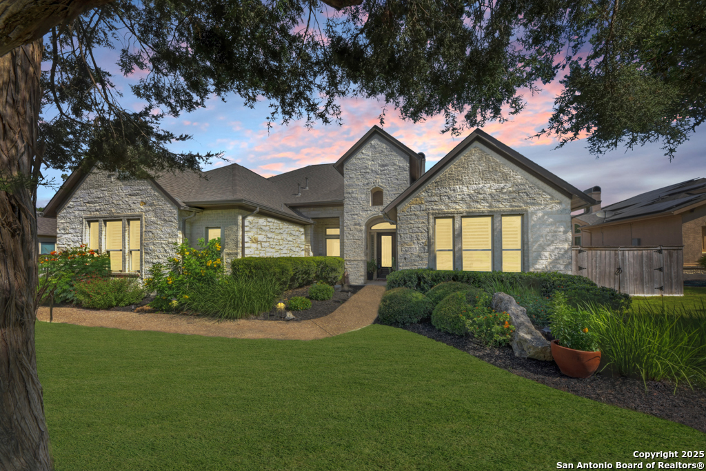 948 Woodland Oaks