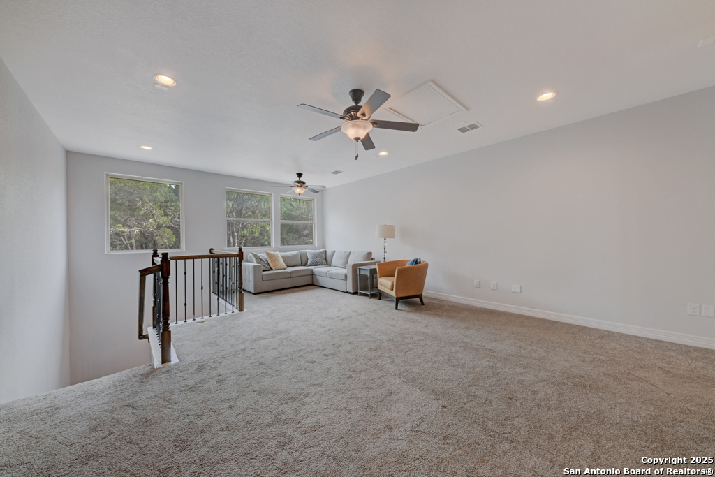 948 Woodland Oaks