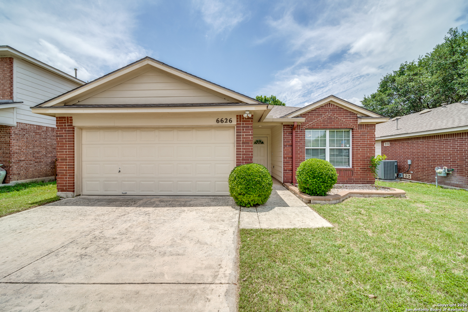 6626 Ivywood