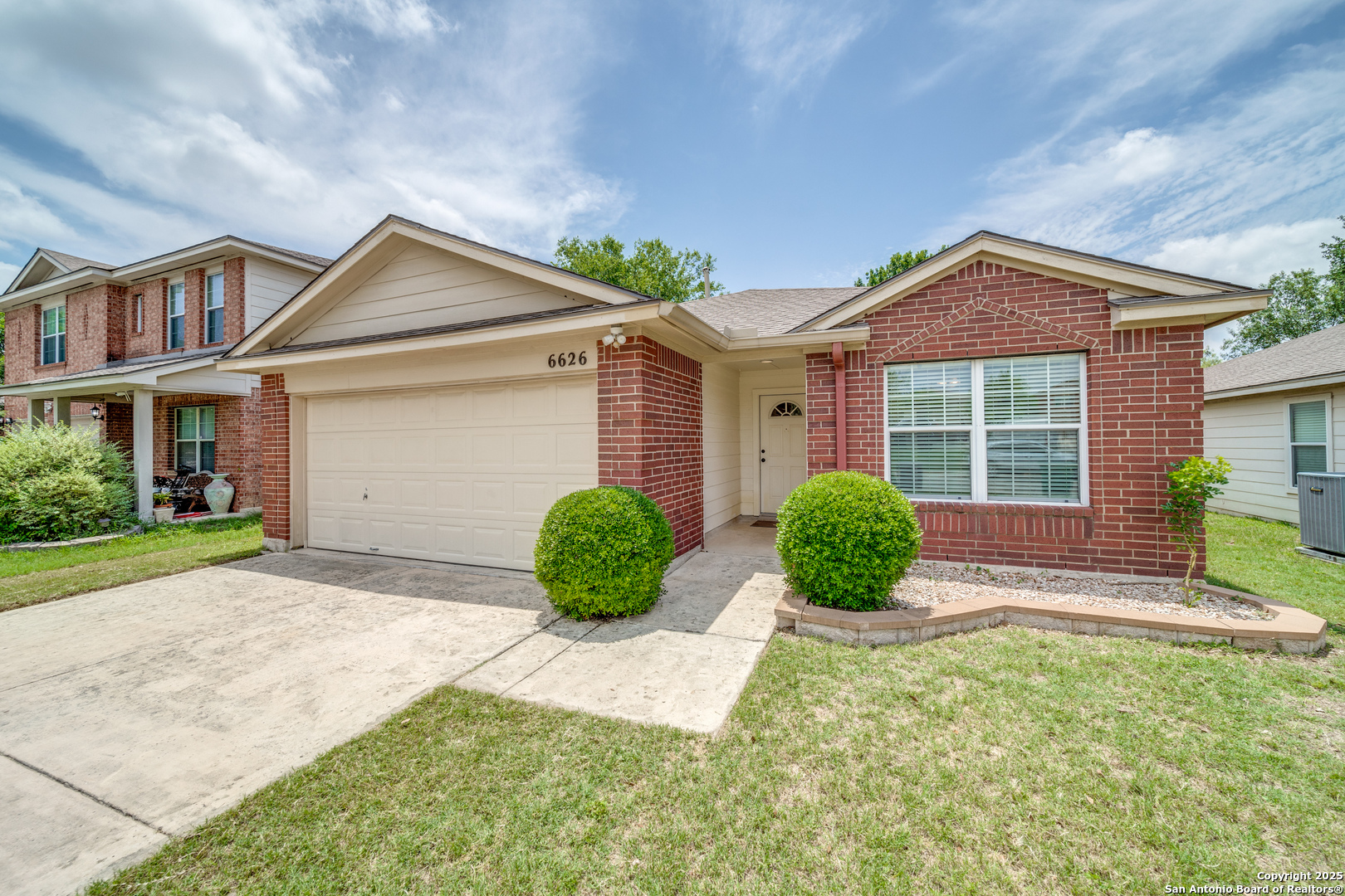 6626 Ivywood