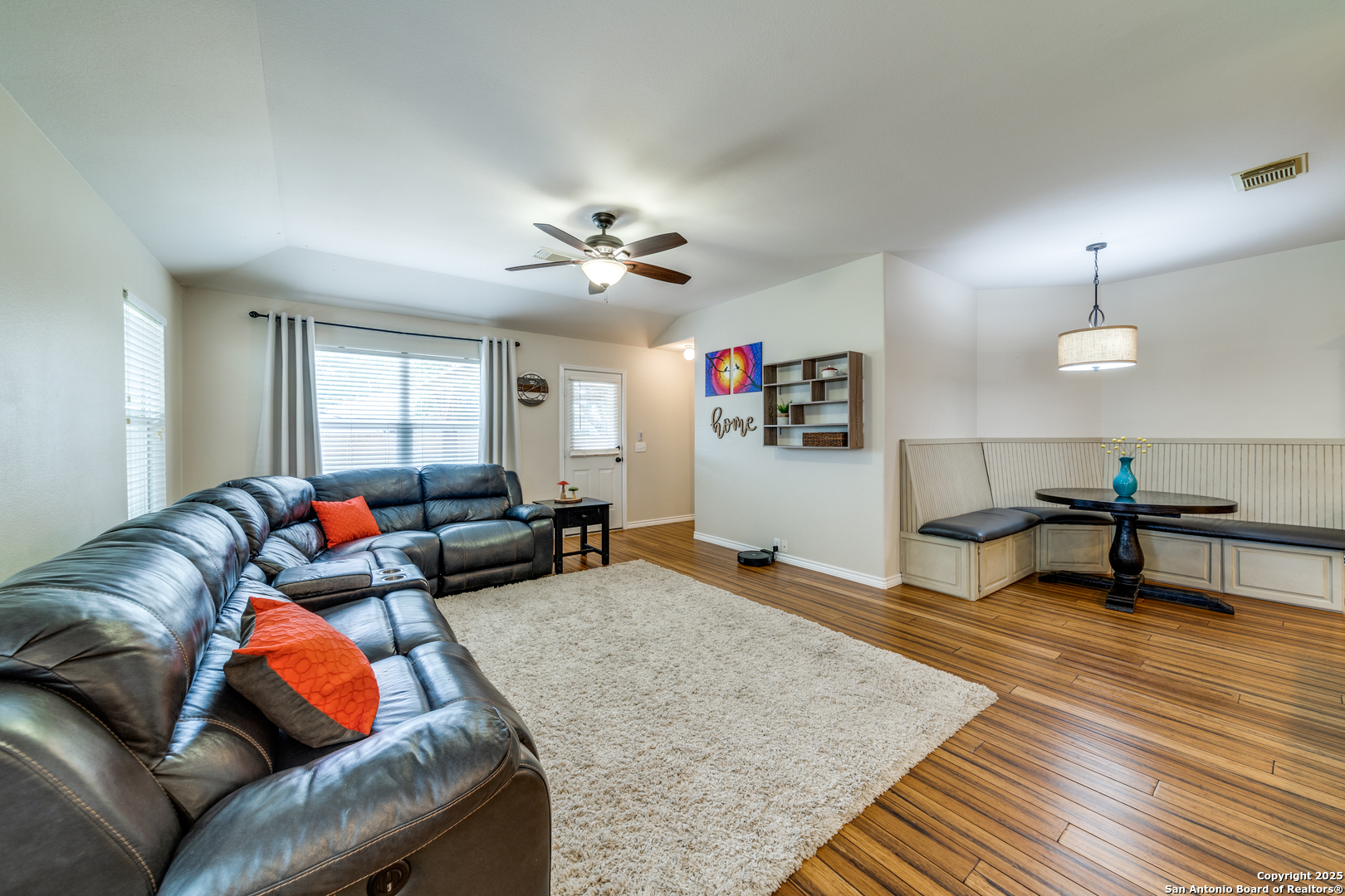 6626 Ivywood