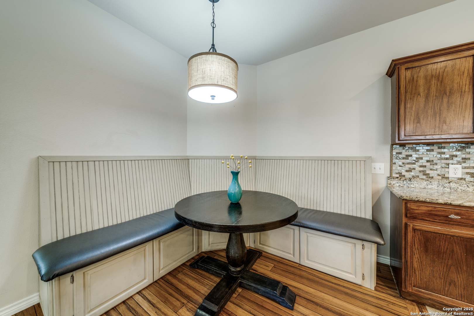 6626 Ivywood