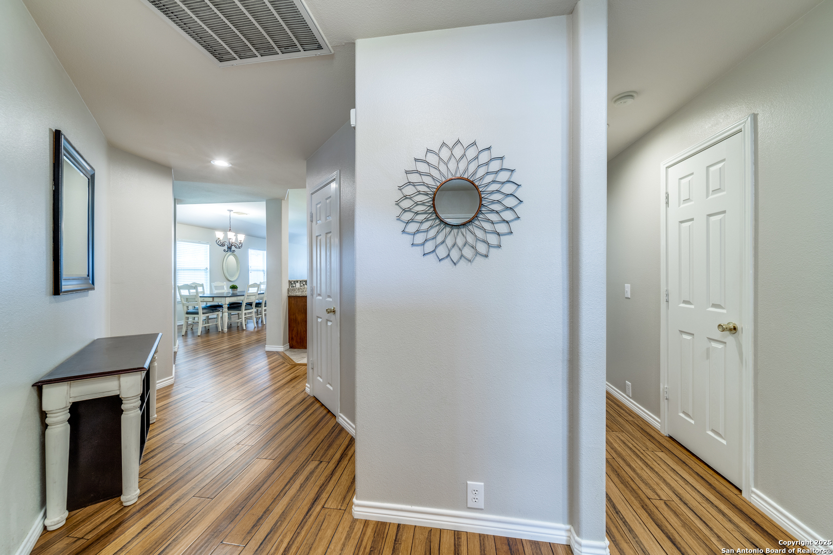 6626 Ivywood