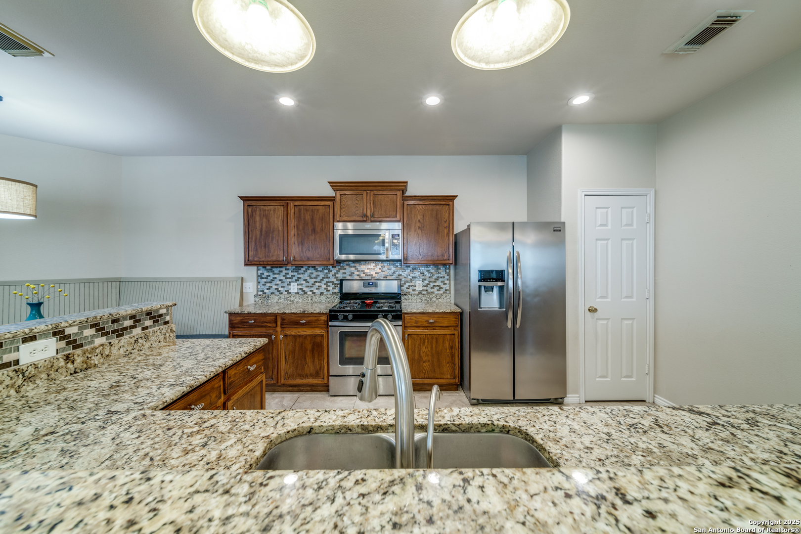 6626 Ivywood