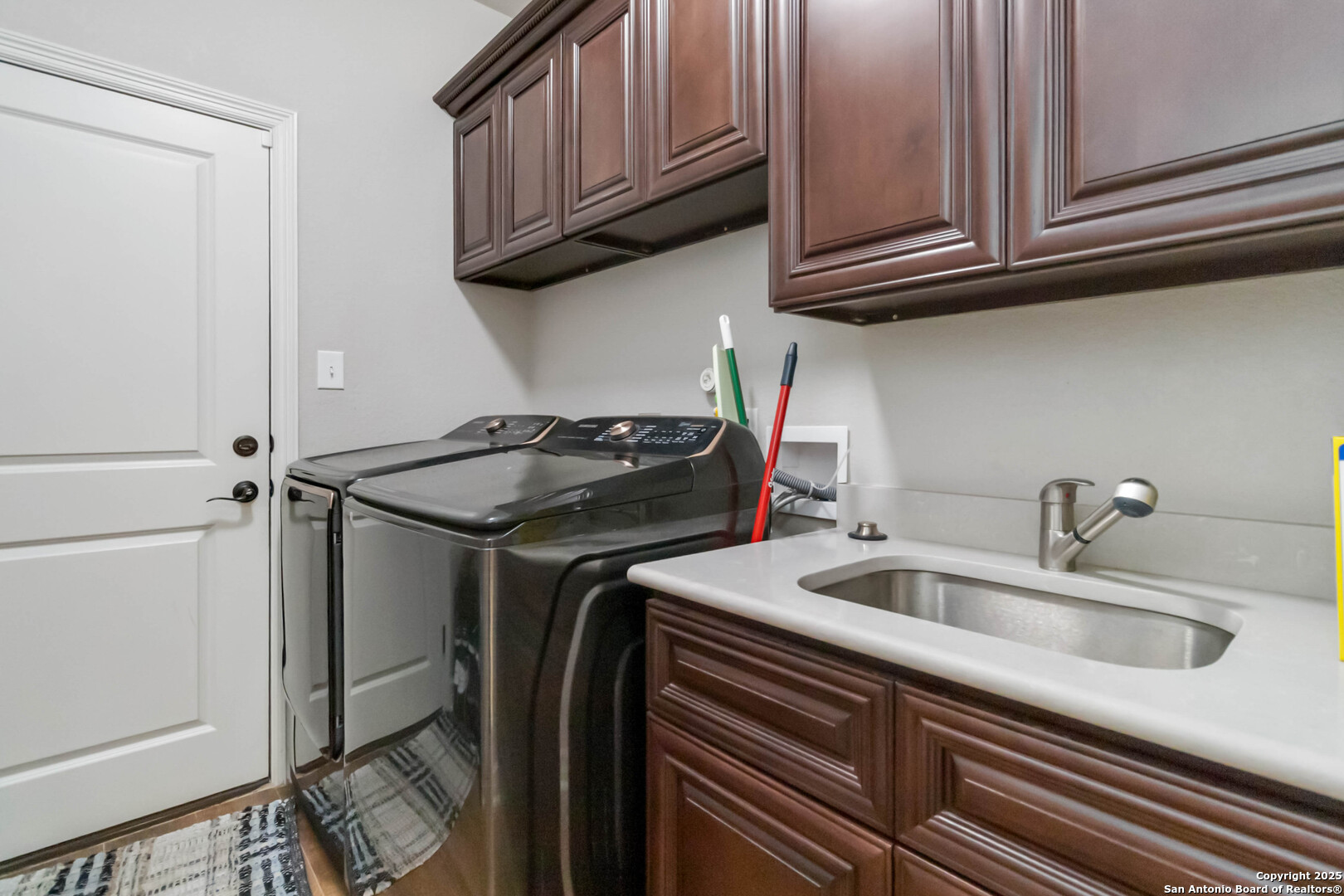 215 Hornpipe Hills
