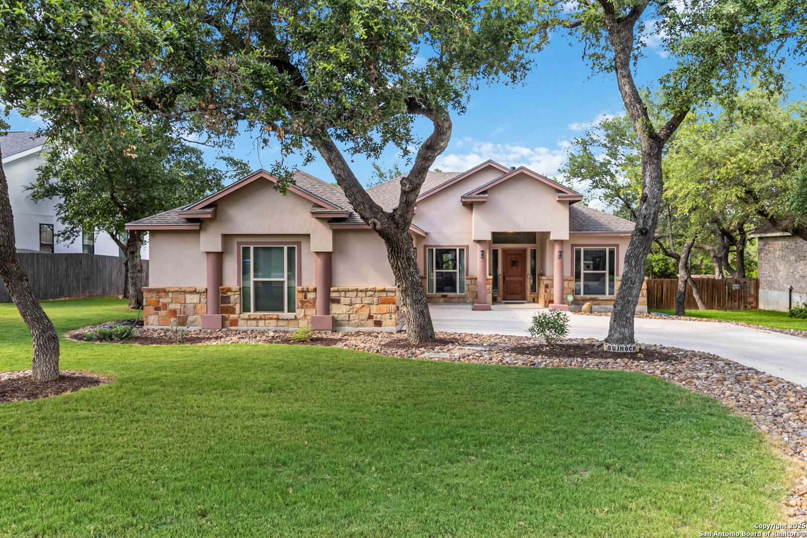 215 Hornpipe Hills