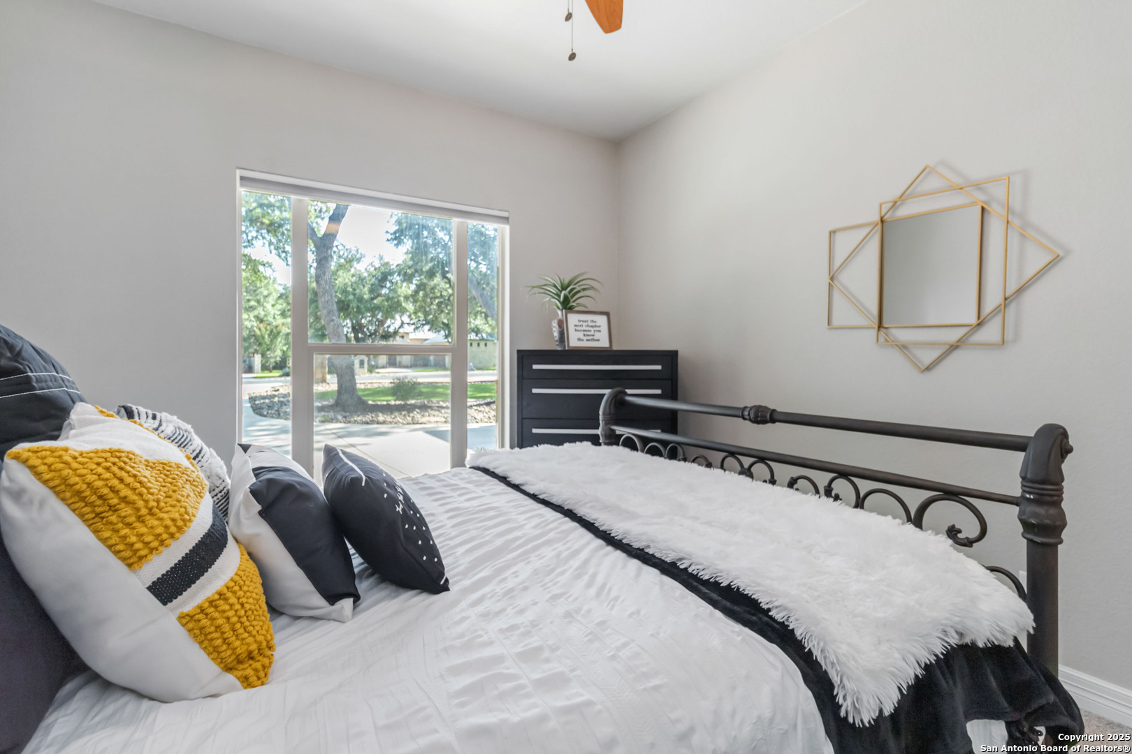 215 Hornpipe Hills