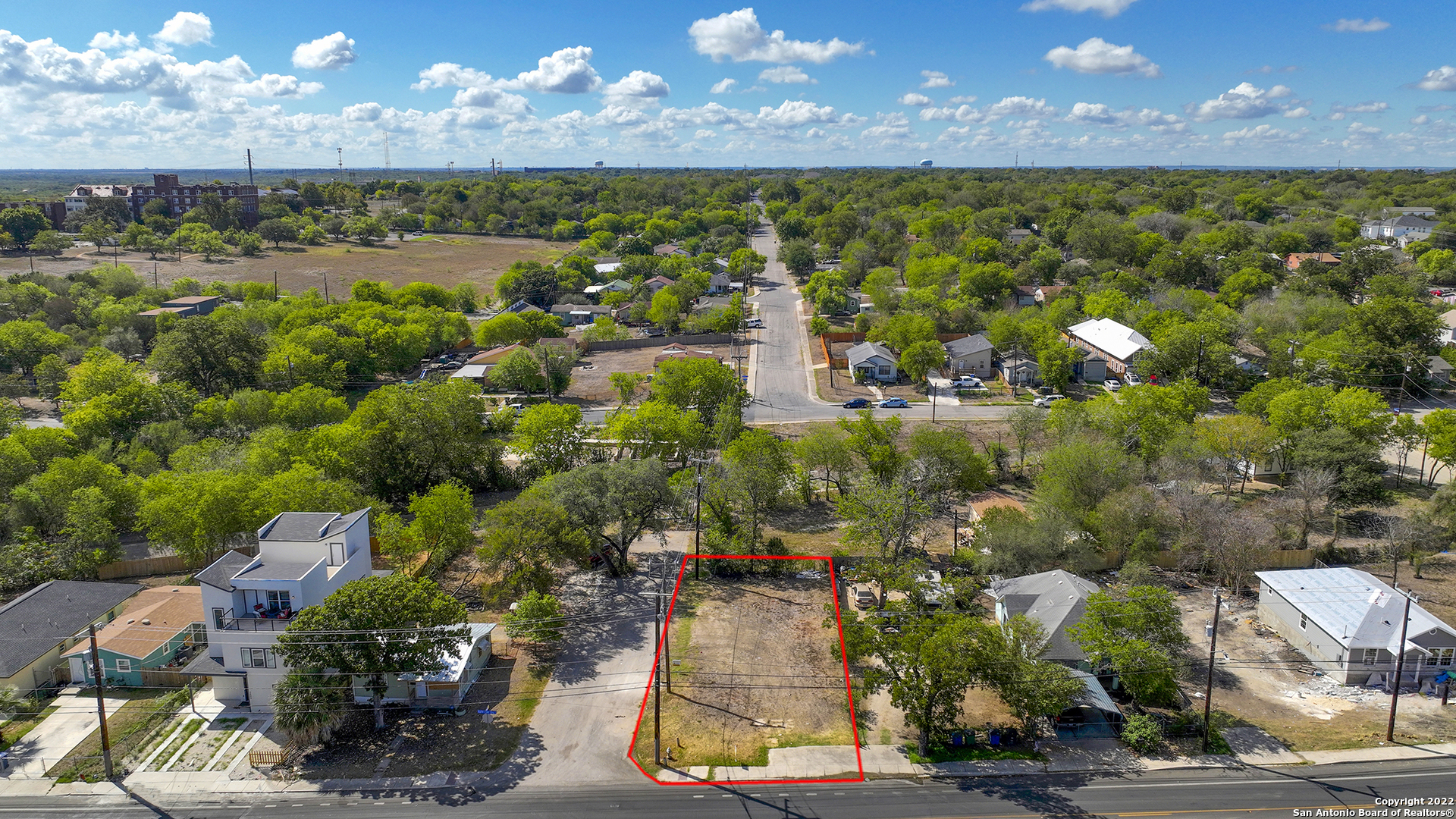 2326 MARTIN LUTHER KING DR