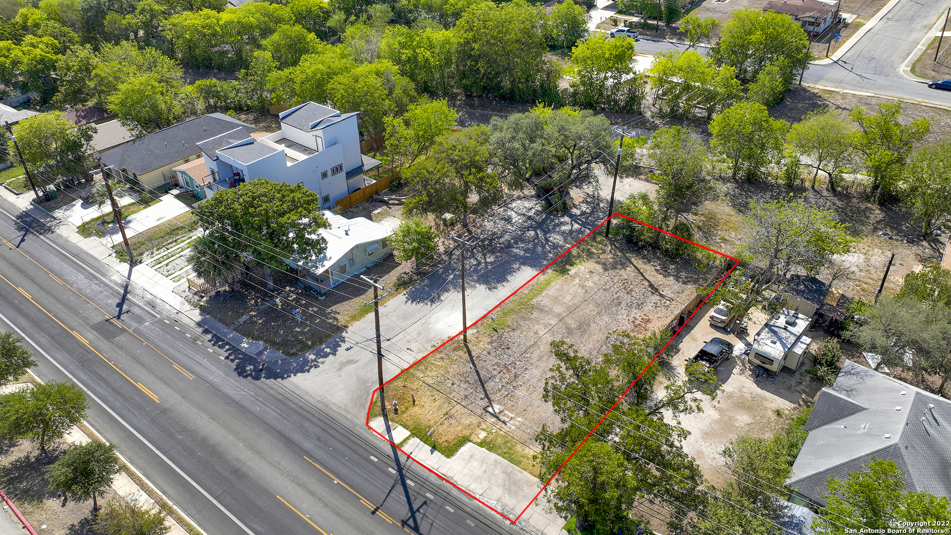 2326 MARTIN LUTHER KING DR