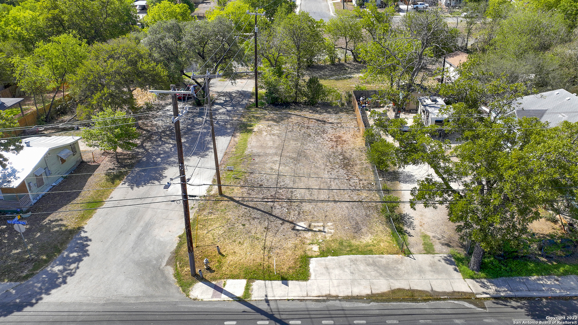 2326 MARTIN LUTHER KING DR