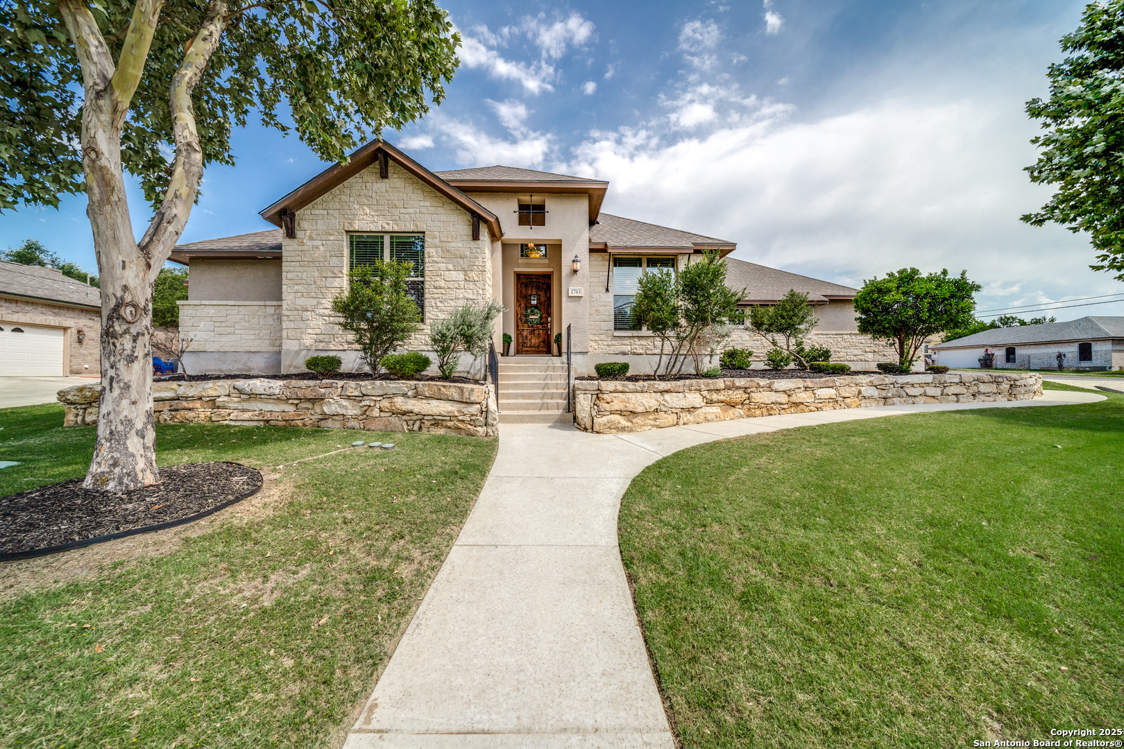 1703 Slumber Pass
