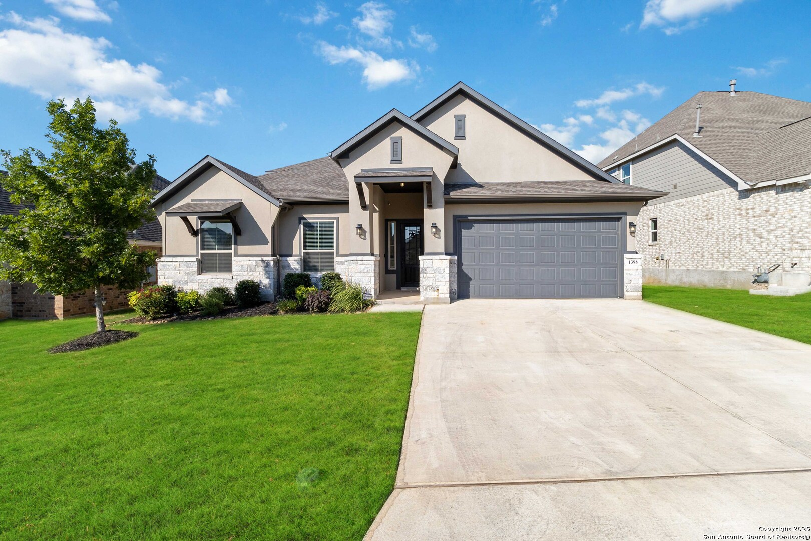 1398 oaklawn