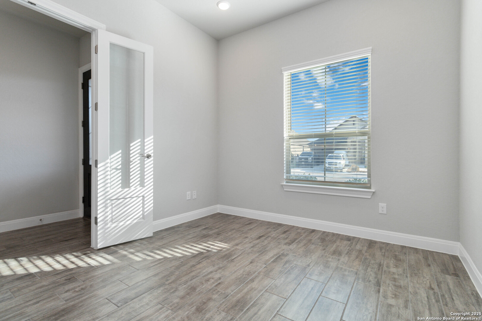 1398 oaklawn