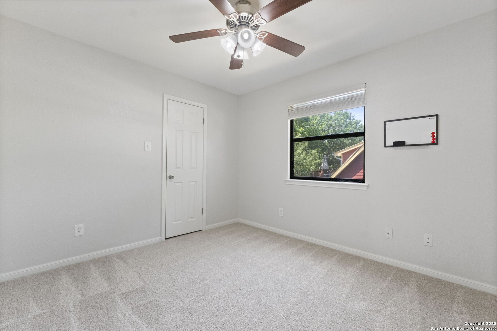 1618 Sunnybrook