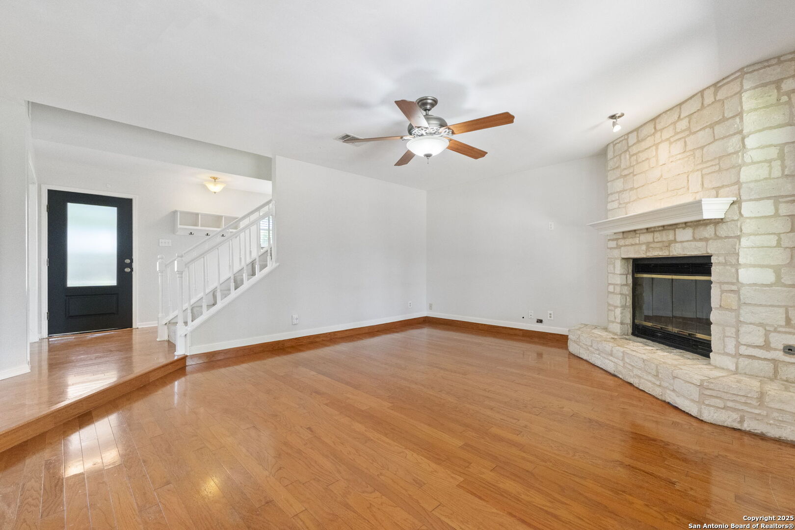 1618 Sunnybrook