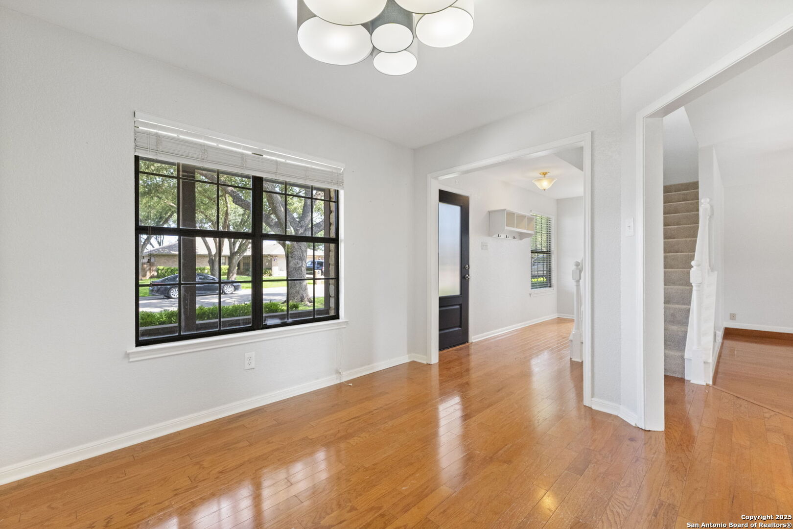 1618 Sunnybrook