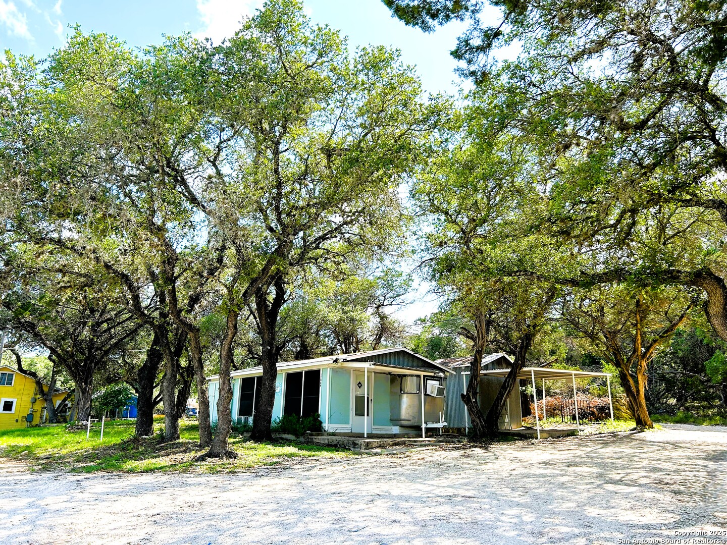 12064 Park Road 37