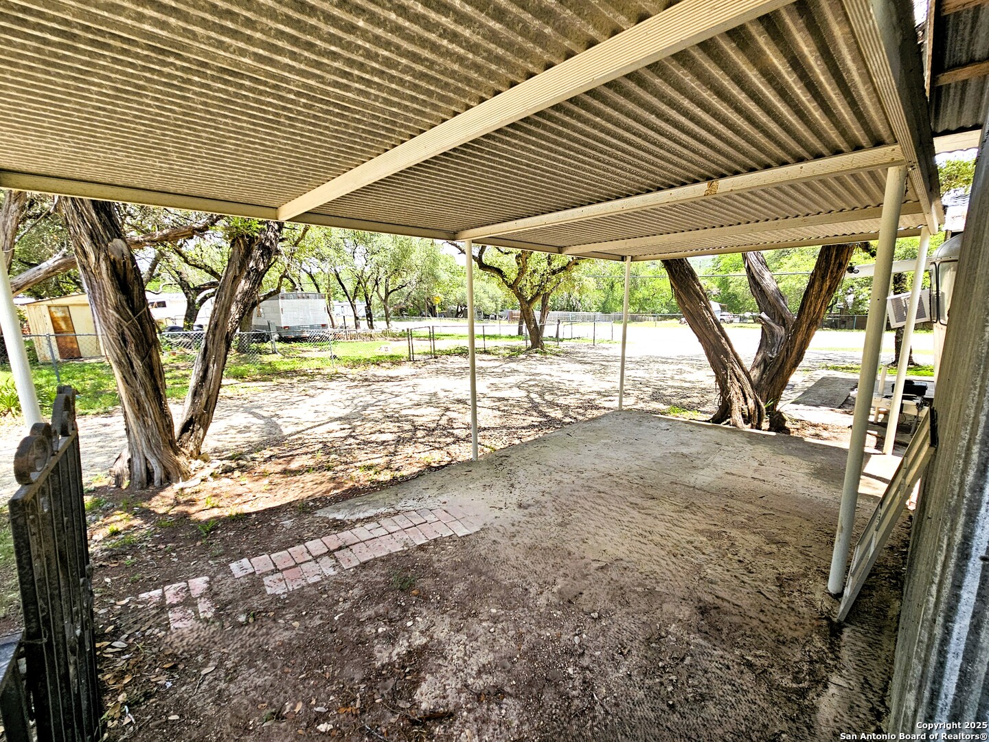 12064 Park Road 37