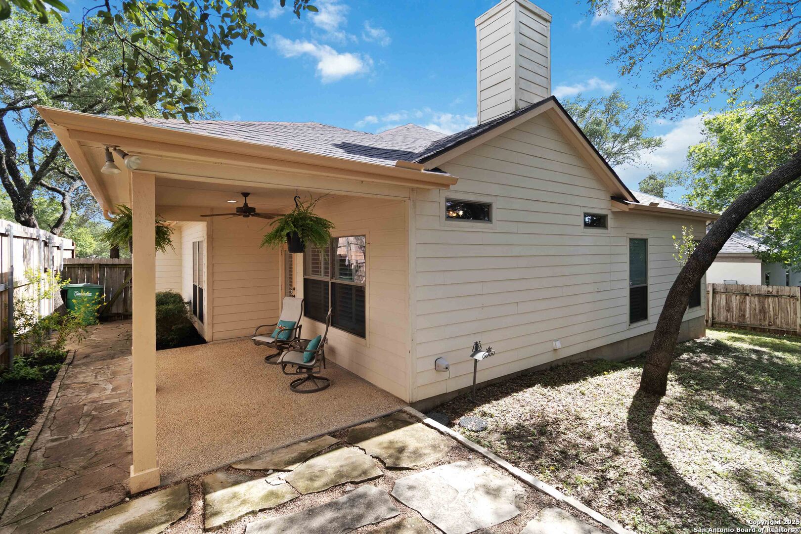 1407 Canyon Edge