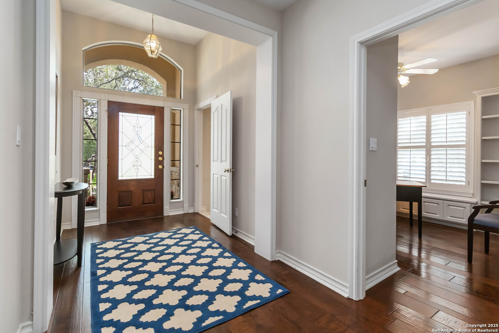 1407 Canyon Edge