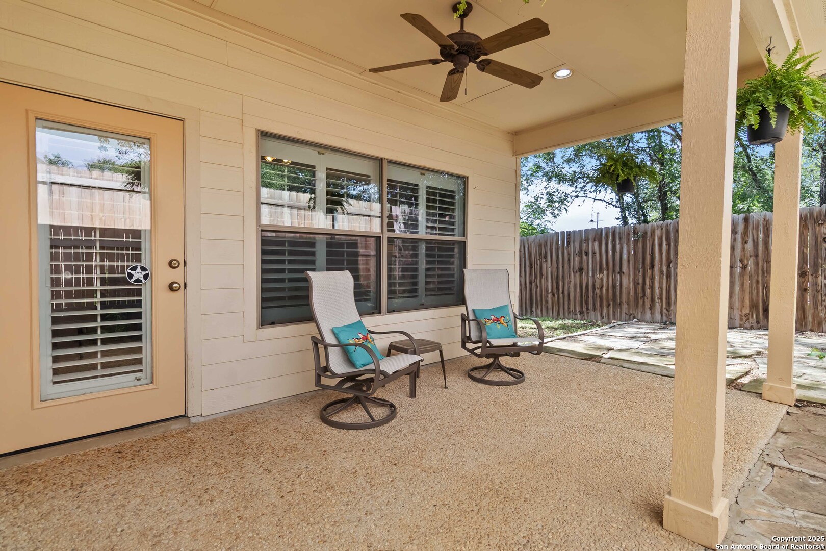 1407 Canyon Edge