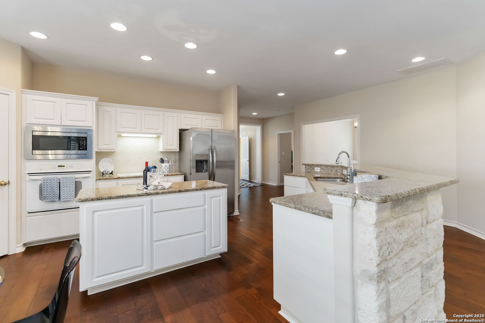 1407 Canyon Edge