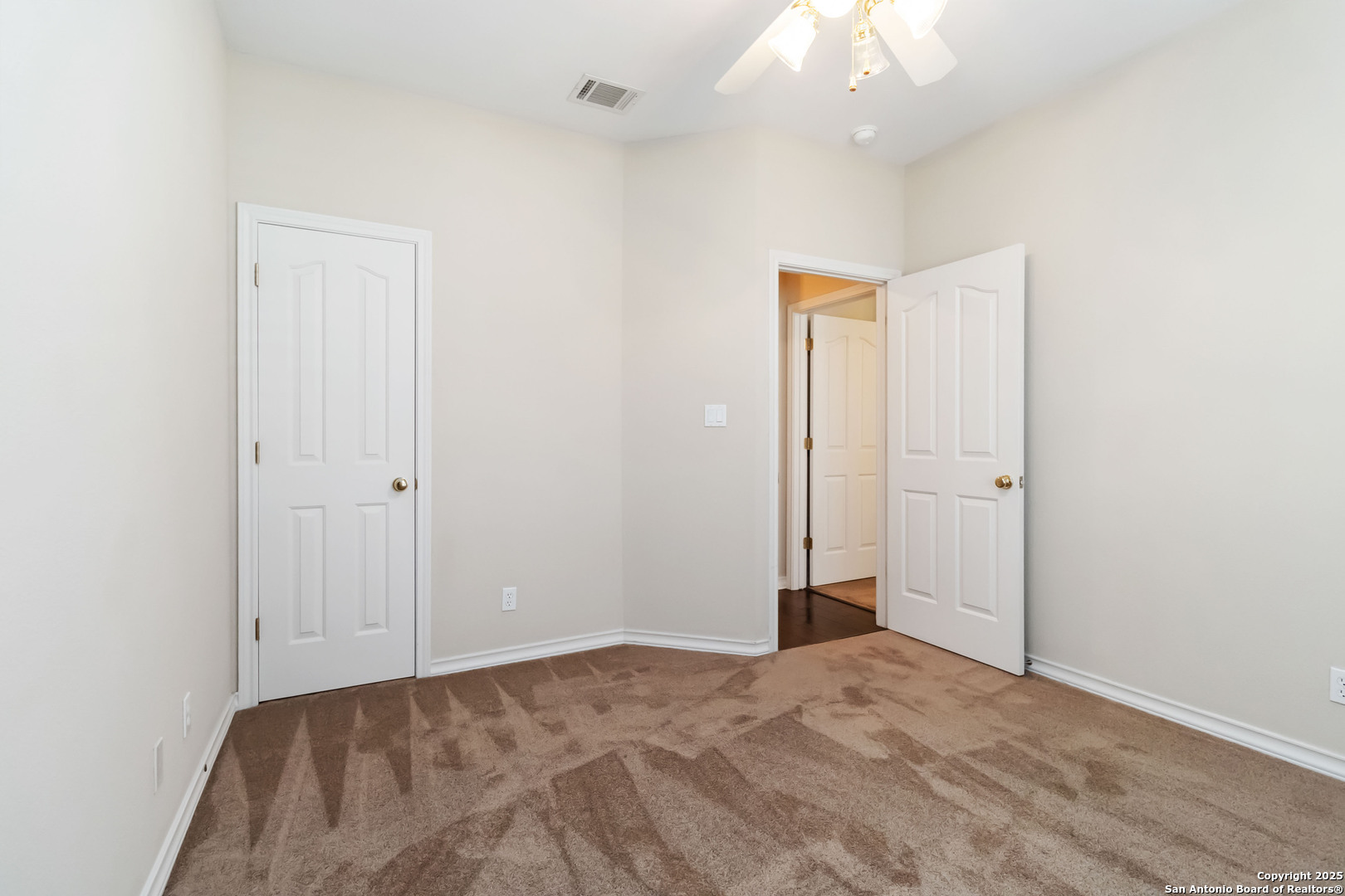 1407 Canyon Edge