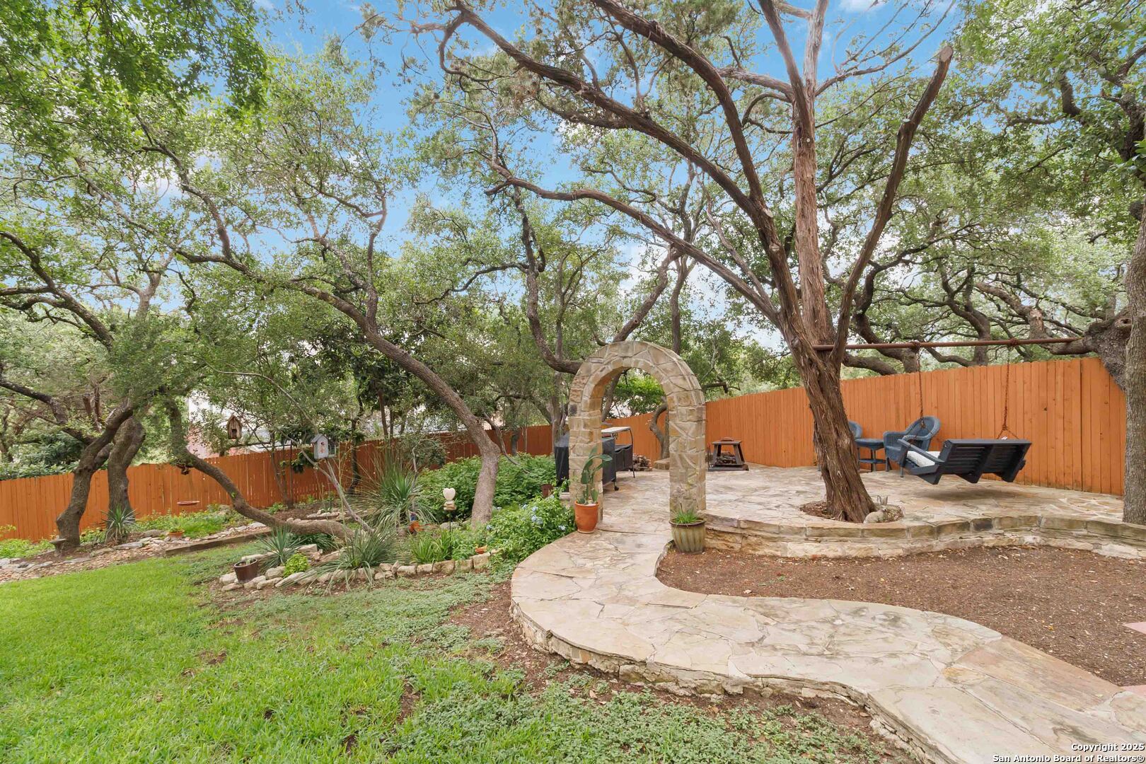 12806 Vista Haven