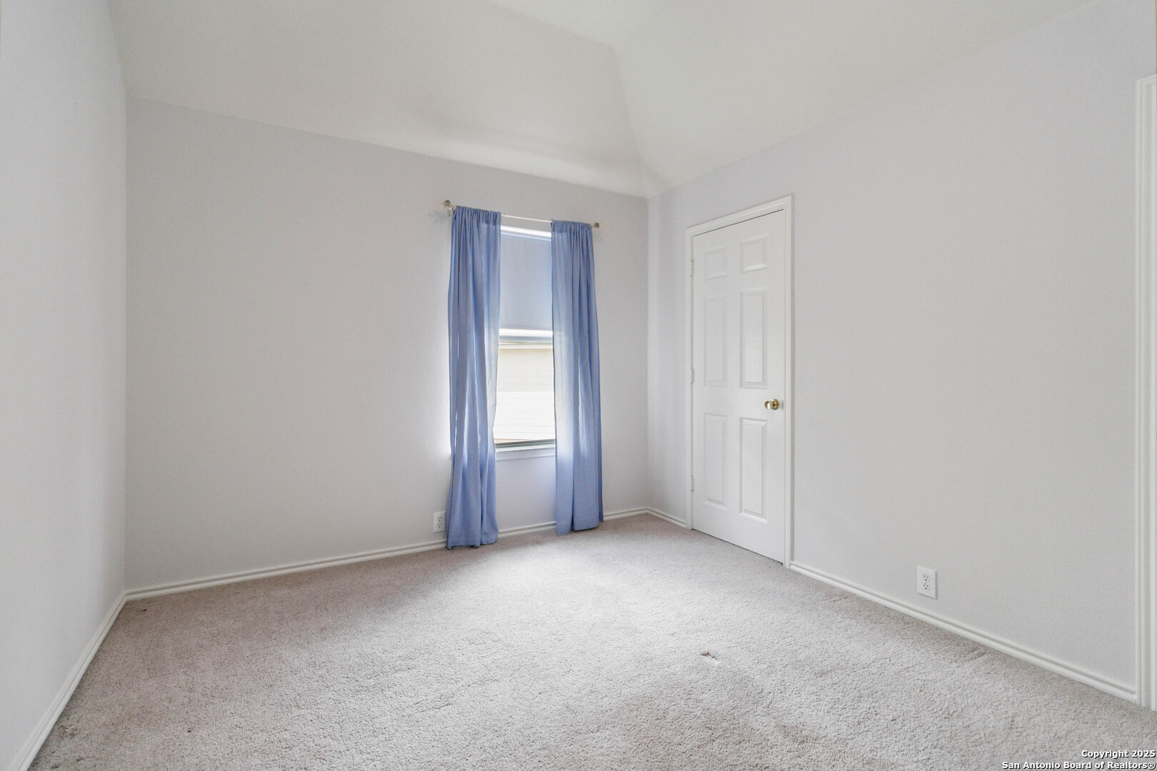 12806 Vista Haven