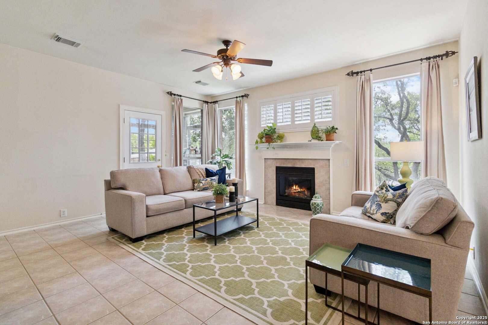 12806 Vista Haven